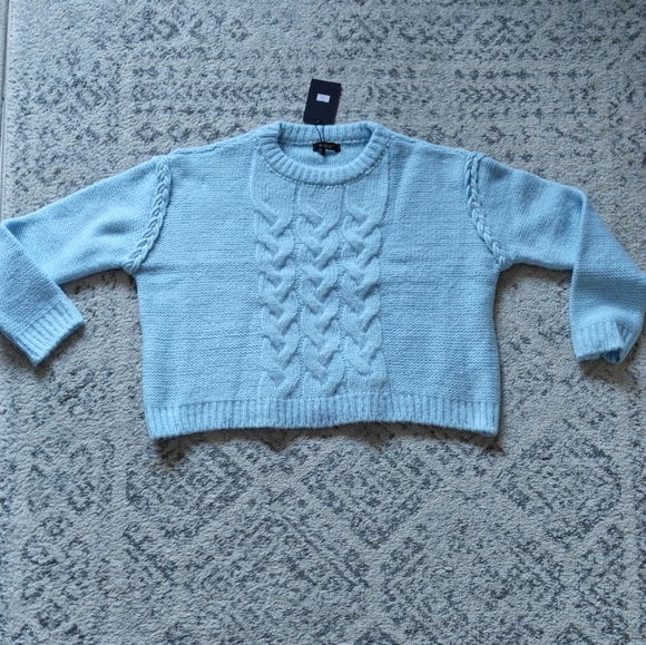 ❌SOLD❌ NWT sky blue loose sweater S-M - Picture 2 of 6